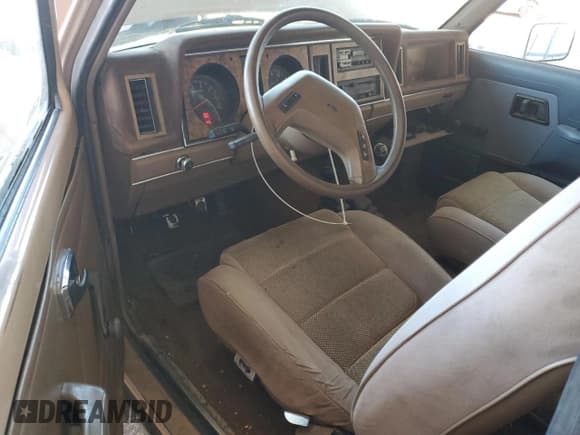 ✅ 1987 Ford Ranger • VIN: 1FTCR15T4HPB33715 • Lot: 90128915. Listed on Copart with 43,282 mi. Free auction sales archive from the USA and detailed vehicle history report at DreamBid. Image 8.