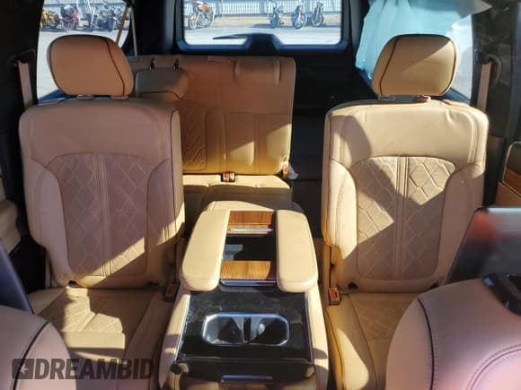 ✅ 2023 Jeep Grand Wagoneer Series III • VIN: 1C4SJSGP2PS510711 • Lot: 88495525. Listed on Copart with 30,111 mi. Free auction sales archive from the USA and detailed vehicle history report at DreamBid. Image 10.