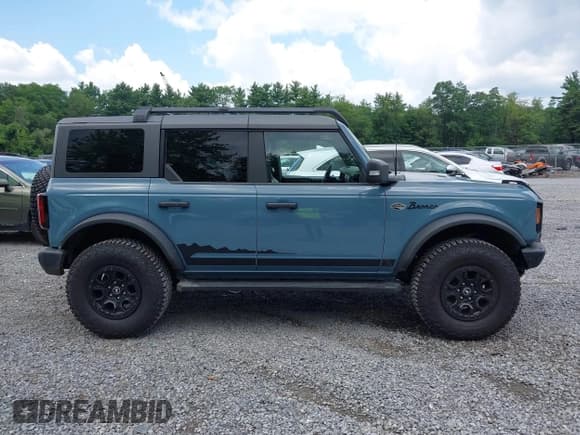 ✅ 2022 Ford Bronco • VIN: 1FMEE5DP1NLB66752 • Lot: 42793747. Listed on IAAI with 30,888 mi. Free auction sales archive from the USA and detailed vehicle history report at DreamBid. Image 13.