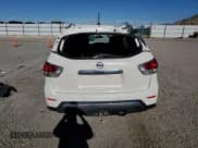 ✅ 2015 Nissan Pathfinder SV • VIN: 5N1AR2MM8FC684544 • Lot: 82563335. Wystawiony na Copart z przebiegiem Nie podano. Bezpłatny archiwum sprzedaży aukcyjnych z USA i szczegółowy raport historii pojazdu na DreamBid. Zdjęcie 6.