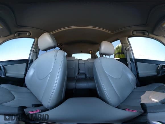 ✅ 2009 Toyota RAV4 Limited • VIN: JTMBK31V89D009906 • Lot: 43324208. Listed on IAAI with 108,399 mi. Free auction sales archive from the USA and detailed vehicle history report at DreamBid. Image 18.