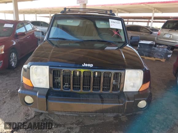 ✅ 2006 Jeep Commander • VIN: 1J8HH48N36C106817 • Lot: 42867643. Listed on IAAI with 177,849 mi. Free auction sales archive from the USA and detailed vehicle history report at DreamBid. Image 6.