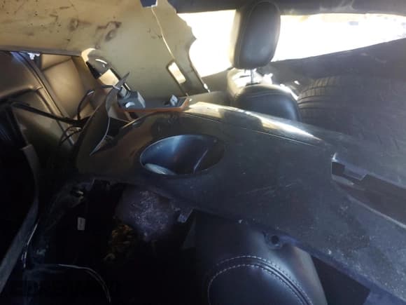 ✅ 2009 Dodge Challenger R/T • VIN: 2B3LJ54T99H558404 • Lot: 83157364. Wystawiony na Copart z przebiegiem Nie podano. Bezpłatny archiwum sprzedaży aukcyjnych z USA i szczegółowy raport historii pojazdu na DreamBid. Zdjęcie 10.