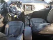 ✅ 2018 Jeep Compass Limited • VIN: 3C4NJDCB6JT234364 • Lot: 91660745. Wystawiony na Copart z przebiegiem 80 544 mil. Bezpłatny archiwum sprzedaży aukcyjnych z USA i szczegółowy raport historii pojazdu na DreamBid. Zdjęcie 8.