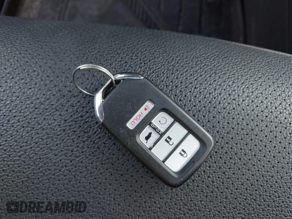 ✅ 2024 Honda Passport EX-L • VIN: 5FNYF8H55RB023059 • Lot: 42131811. Wystawiony na IAAI z przebiegiem 4 805 mil. Bezpłatny archiwum sprzedaży aukcyjnych z USA i szczegółowy raport historii pojazdu na DreamBid. Zdjęcie 11.