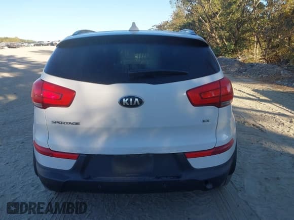 ✅ 2014 Kia Sportage EX • VIN: KNDPC3AC2E7629368 • Lot: 43425507. Listed on IAAI with 216,614 mi. Free auction sales archive from the USA and detailed vehicle history report at DreamBid. Image 16.