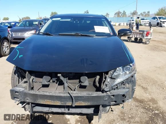 ✅ 2016 Lexus ES 300h • VIN: JTHBW1GG4G2127766 • Lot: 43559033. Wystawiony na IAAI z przebiegiem 241 541 mil. Bezpłatny archiwum sprzedaży aukcyjnych z USA i szczegółowy raport historii pojazdu na DreamBid. Zdjęcie 13.