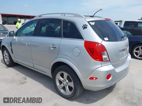 ✅ 2014 Chevrolet Captiva Sport LT • VIN: 3GNAL3EK2ES613395 • Lot: 42374449. Wystawiony na IAAI z przebiegiem 155 509 mil. Bezpłatny archiwum sprzedaży aukcyjnych z USA i szczegółowy raport historii pojazdu na DreamBid. Zdjęcie 3.