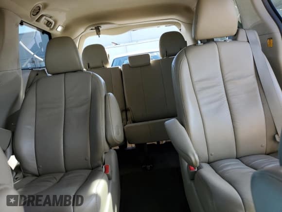 ✅ 2011 Toyota Sienna Limited • VIN: 5TDDK3DC5BS022156 • Lot: 87451465. Listed on Copart with 196,035 mi. Free auction sales archive from the USA and detailed vehicle history report at DreamBid. Image 10.