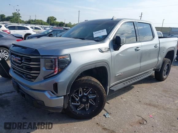 ✅ 2025 GMC Sierra 1500 AT4 • VIN: 3GTUUEEL0SG224051 • Лот: 43220797. Опубликован ранее на IAAI с пробегом 20 274 миль. Бесплатный доступ к архиву аукционных продаж из США и подробный отчёт об истории автомобиля на DreamBid. Изображение 17.
