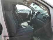 ✅ 2022 Nissan Titan S • VIN: 1N6AA1CE2NN106648 • Lot: 82563434. Wystawiony na Copart z przebiegiem 40 801 mil. Bezpłatny archiwum sprzedaży aukcyjnych z USA i szczegółowy raport historii pojazdu na DreamBid. Zdjęcie 7.