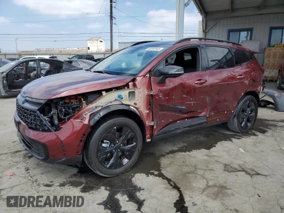 ✅ 2025 Kia Sportage X-Line • VIN: KNDPYDDH5S7205547 • Lot: 65692545. Wystawiony na Copart z przebiegiem 4 151 mil. Bezpłatny archiwum sprzedaży aukcyjnych z USA i szczegółowy raport historii pojazdu na DreamBid. Zdjęcie 1.