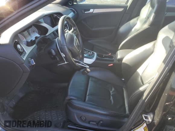 ✅ 2012 Audi S4 Prestige • VIN: WAUKGAFL9CA114943 • Лот: 44498095. Опубликован ранее на Copart с пробегом 111 409 миль. Бесплатный доступ к архиву аукционных продаж из США и подробный отчёт об истории автомобиля на DreamBid. Изображение 7.