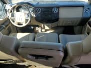 ✅ 2008 Ford F-350 XL • VIN: 1FTWW31R38EA07787 • Лот: 75562444. Опубликован ранее на Copart с пробегом 164 128 миль. Бесплатный доступ к архиву аукционных продаж из США и подробный отчёт об истории автомобиля на DreamBid. Изображение 8.