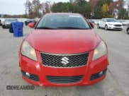✅ 2010 Suzuki Kizashi • VIN: JS2RF9A50A6100205 • Лот: 82474954. Опубликован ранее на Copart с пробегом 136 999 миль. Бесплатный доступ к архиву аукционных продаж из США и подробный отчёт об истории автомобиля на DreamBid. Изображение 5.