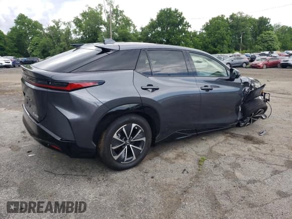 ✅ 2023 Lexus RZ 450e Premium • VIN: JTJAAAAB8PA020411 • Лот: 58023424. Опубликован ранее на Copart с пробегом 1 274 миль. Бесплатный доступ к архиву аукционных продаж из США и подробный отчёт об истории автомобиля на DreamBid. Изображение 3.
