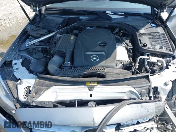 ✅ 2016 Mercedes-Benz C 300 • VIN: WDDWF4JB0GR161167 • Lot: 42571563. Wystawiony na IAAI z przebiegiem 229 252 mil. Bezpłatny archiwum sprzedaży aukcyjnych z USA i szczegółowy raport historii pojazdu na DreamBid. Zdjęcie 10.