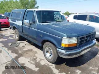 ✅ 1992 Ford F-150 • VIN: 1FTDF15Y7NPA70761 • Lot: 42461001. Wystawiony na IAAI z przebiegiem 180 074 mil. Bezpłatny archiwum sprzedaży aukcyjnych z USA i szczegółowy raport historii pojazdu na DreamBid. Zdjęcie 1.