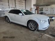 ✅ 2018 Chrysler 300 Touring • VIN: 2C3CCARG1JH292236 • Lot: 90951245. Listed on Copart with 106,477 mi. Free auction sales archive from the USA and detailed vehicle history report at DreamBid. Image 4.