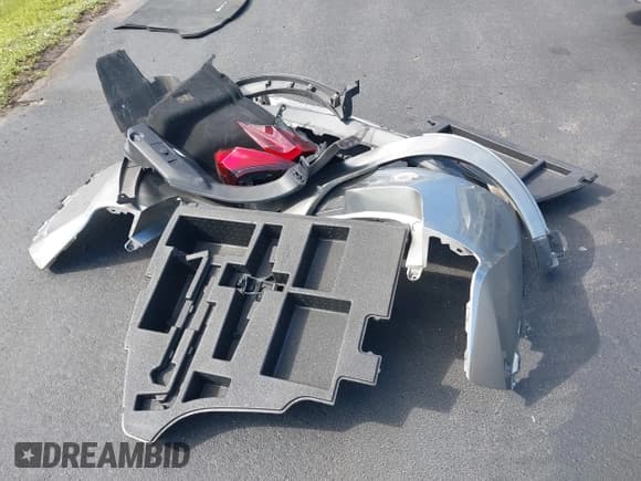 ✅ 2022 Lexus UX 200 F Sport • VIN: JTHE3JBH9N2048306 • Лот: 42516590. Опубликован ранее на IAAI с пробегом 73 139 миль. Бесплатный доступ к архиву аукционных продаж из США и подробный отчёт об истории автомобиля на DreamBid. Изображение 12.