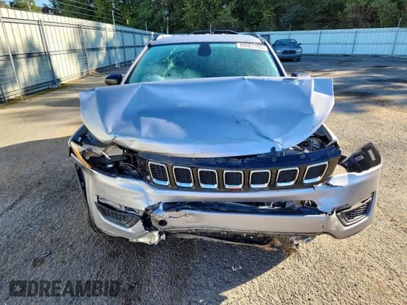 ✅ 2019 Jeep Compass Sport • VIN: 3C4NJCABXKT613060 • Lot: 89507765. Wystawiony na Copart z przebiegiem 160 280 mil. Bezpłatny archiwum sprzedaży aukcyjnych z USA i szczegółowy raport historii pojazdu na DreamBid. Zdjęcie 5.