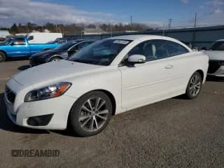 ✅ 2011 Volvo C70 • VIN: YV1672MC2BJ117415 • Лот: 92601095. Опубликован ранее на Copart с пробегом 91 123 миль. Бесплатный доступ к архиву аукционных продаж из США и подробный отчёт об истории автомобиля на DreamBid. Изображение 1.