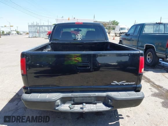 ✅ 2000 Chevrolet S-10 LS • VIN: 1GCCS1959Y8267792 • Лот: 42334770. Опубликован ранее на IAAI с пробегом 173 376 миль. Бесплатный доступ к архиву аукционных продаж из США и подробный отчёт об истории автомобиля на DreamBid. Изображение 16.