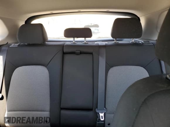 ✅ 2019 Hyundai Kona SE • VIN: KM8K1CAA0KU342229 • Lot: 49277973. Wystawiony na Copart z przebiegiem 40 536 mil. Bezpłatny archiwum sprzedaży aukcyjnych z USA i szczegółowy raport historii pojazdu na DreamBid. Zdjęcie 10.