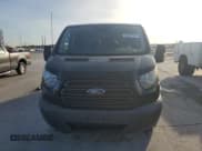 ✅ 2017 Ford Transit XL • VIN: 1FBZX2ZM5HKB42630 • Lot: 64977975. Wystawiony na Copart z przebiegiem 78 235 mil. Bezpłatny archiwum sprzedaży aukcyjnych z USA i szczegółowy raport historii pojazdu na DreamBid. Zdjęcie 5.