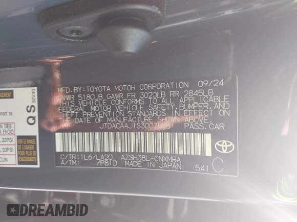 ✅ 2025 Toyota Crown XLE • VIN: JTDACAAJ1S3007565 • Lot: 43535290. Wystawiony na IAAI z przebiegiem 12 307 mil. Bezpłatny archiwum sprzedaży aukcyjnych z USA i szczegółowy raport historii pojazdu na DreamBid. Zdjęcie 9.