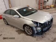 ✅ 2014 Hyundai Sonata SE • VIN: 5NPEC4AC0EH895058 • Lot: 42320739. Wystawiony na IAAI z przebiegiem 140 712 mil. Bezpłatny archiwum sprzedaży aukcyjnych z USA i szczegółowy raport historii pojazdu na DreamBid. Zdjęcie 1.