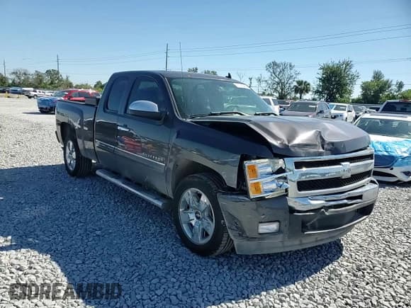 ✅ 2011 Chevrolet Silverado 1500 LT • VIN: 1GCRCSE02BZ441680 • Lot: 91026445. Listed on Copart with 198,970 mi. Free auction sales archive from the USA and detailed vehicle history report at DreamBid. Image 13.