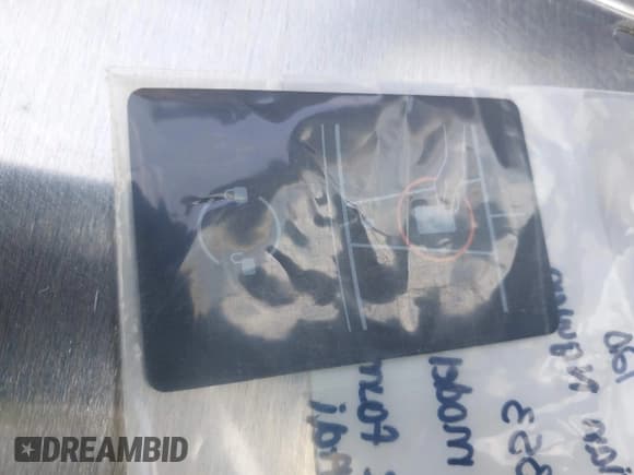 ✅ 2023 Tesla Model Y Long Range • VIN: 7SAYGDEE3PA143353 • Lot: 42312218. Wystawiony na IAAI z przebiegiem Nie podano. Bezpłatny archiwum sprzedaży aukcyjnych z USA i szczegółowy raport historii pojazdu na DreamBid. Zdjęcie 11.