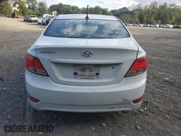✅ 2017 Hyundai Accent SE • VIN: KMHCT4AE8HU367430 • Лот: 75049264. Опубликован ранее на Copart с пробегом 109 681 миль. Бесплатный доступ к архиву аукционных продаж из США и подробный отчёт об истории автомобиля на DreamBid. Изображение 6.