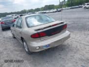 ✅ 2000 Pontiac Sunfire SE • VIN: 1G2JB5244Y7369494 • Lot: 42027842. Listed on IAAI with 104,985 mi. Free auction sales archive from the USA and detailed vehicle history report at DreamBid. Image 3.