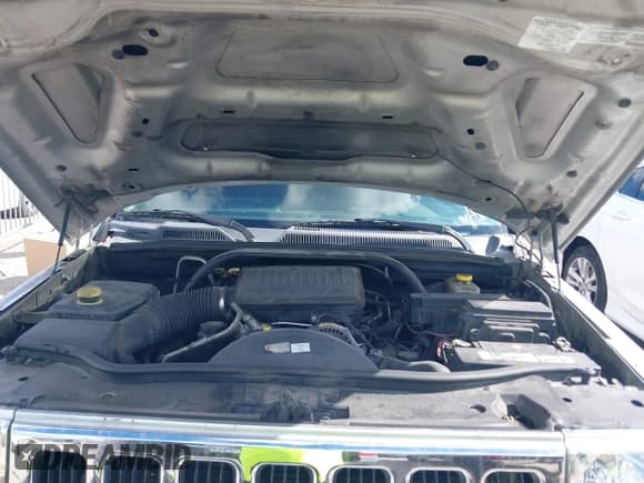 ✅ 2006 Jeep Commander • VIN: 1J8HH48N86C248368 • Lot: 43698839. Listed on IAAI with 157,947 mi. Free auction sales archive from the USA and detailed vehicle history report at DreamBid. Image 10.