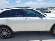 ✅ 2022 Mercedes-Benz GLC 300 • VIN: W1N0G8DBXNV391912 • Lot: 42647792. Listed on IAAI with 65,743 mi. Free auction sales archive from the USA and detailed vehicle history report at DreamBid. Image 13.