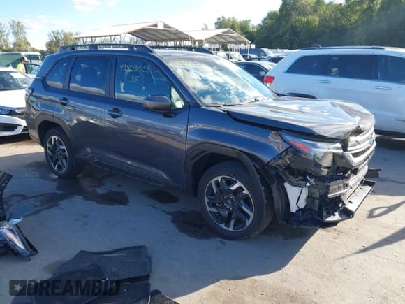 ✅ 2025 Subaru Forester Limited • VIN: JF2SLDRC0SH531788 • Лот: 43403555. Опубликован ранее на IAAI с пробегом 10 909 миль. Бесплатный доступ к архиву аукционных продаж из США и подробный отчёт об истории автомобиля на DreamBid. Изображение 1.