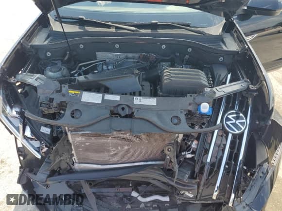 ✅ 2020 Volkswagen Atlas SEL • VIN: 1V2EE2CA2LC215954 • Lot: 66293153. Wystawiony na Copart z przebiegiem 51 351 mil. Bezpłatny archiwum sprzedaży aukcyjnych z USA i szczegółowy raport historii pojazdu na DreamBid. Zdjęcie 13.