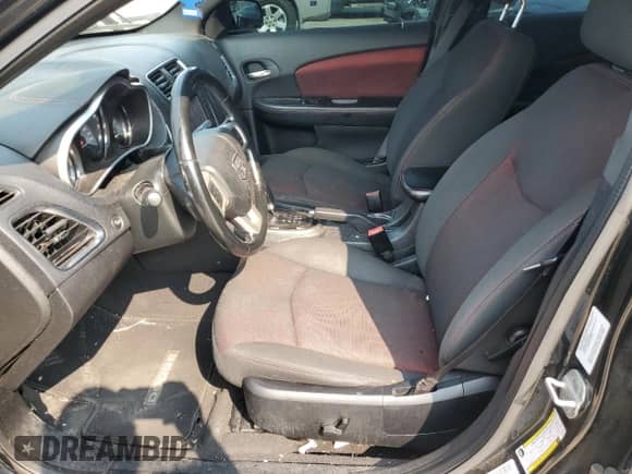 2012 Dodge Avenger SXT Plus с VIN 1C3CDZEG6CN142439, выставлен на аукционе Copart как лот 71307934 с пробегом 136 547 миль миль и Списание • Salvage title. История ставок и продаж доступна на DreamBid. Изображение 7.