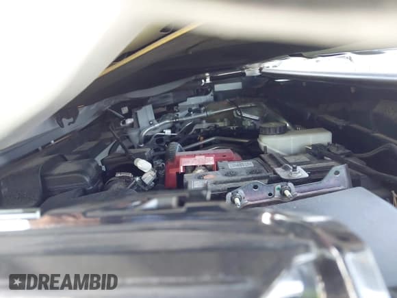 ✅ 2022 Mitsubishi Outlander SEL • VIN: JA4J4VA8XNZ057572 • Lot: 43165710. Wystawiony na IAAI z przebiegiem 19 864 mil. Bezpłatny archiwum sprzedaży aukcyjnych z USA i szczegółowy raport historii pojazdu na DreamBid. Zdjęcie 10.