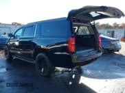✅ 2020 Chevrolet Suburban LT • VIN: 1GNSKHKC2LR176418 • Lot: 43544924. Wystawiony na IAAI z przebiegiem 207 318 mil. Bezpłatny archiwum sprzedaży aukcyjnych z USA i szczegółowy raport historii pojazdu na DreamBid. Zdjęcie 3.