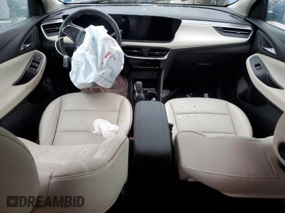 ✅ 2024 Buick Encore GX Avenir • VIN: KL4AMGSL0RB020558 • Lot: 92287285. Wystawiony na Copart z przebiegiem Nie podano. Bezpłatny archiwum sprzedaży aukcyjnych z USA i szczegółowy raport historii pojazdu na DreamBid. Zdjęcie 8.