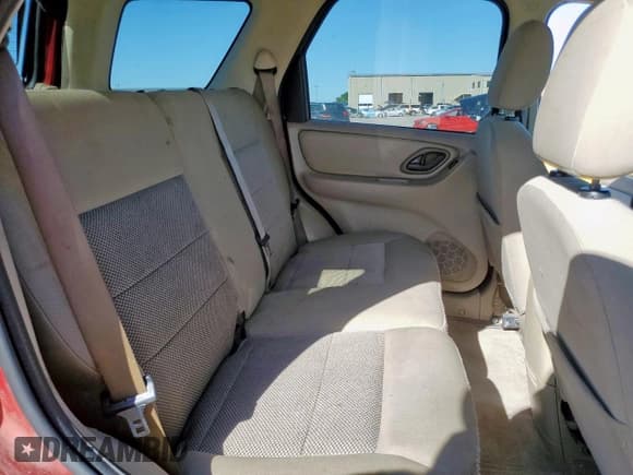 ✅ 2005 Ford Escape XLT • VIN: 1FMYU93185KE31449 • Lot: 57763225. Listed on Copart with 249,819 mi. Free auction sales archive from the USA and detailed vehicle history report at DreamBid. Image 11.
