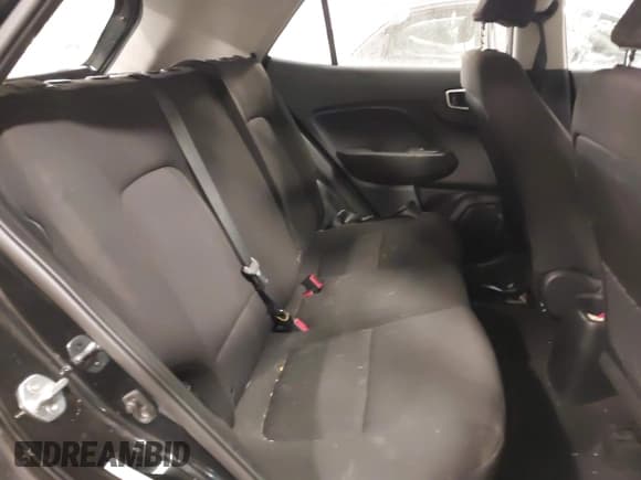 ✅ 2020 Hyundai Venue SE • VIN: KMHRB8A39LU044922 • Lot: 41350728. Listed on IAAI with 70,163 mi. Free auction sales archive from the USA and detailed vehicle history report at DreamBid. Image 8.