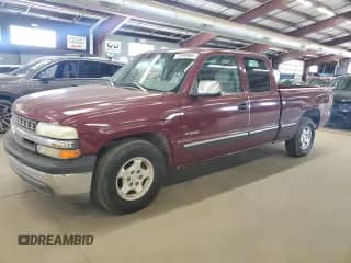 2000 Chevrolet Silverado 1500 LS with VIN 2GCEC19T9Y1148986, listed as a Copart auction lot 70998965 with 278,966 mi miles and Clean title. Bid and sale history available at DreamBid. Image 1.