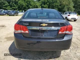 ✅ 2015 Chevrolet Cruze LS • VIN: 1G1PA5SG2F7170713 • Lot: 61934073. Listed on Copart with 120,995 mi. Free auction sales archive from the USA and detailed vehicle history report at DreamBid. Image 6.