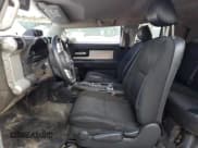 ✅ 2008 Toyota FJ Cruiser • VIN: JTEBU11F88K008428 • Lot: 80370255. Wystawiony na Copart z przebiegiem Nie podano. Bezpłatny archiwum sprzedaży aukcyjnych z USA i szczegółowy raport historii pojazdu na DreamBid. Zdjęcie 7.