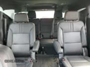 ✅ 2022 Chevrolet Suburban RST • VIN: 1GNSKEKD7NR291218 • Lot: 67350034. Wystawiony na Copart z przebiegiem 51 919 mil. Bezpłatny archiwum sprzedaży aukcyjnych z USA i szczegółowy raport historii pojazdu na DreamBid. Zdjęcie 10.