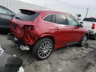 ✅ 2022 Mercedes-Benz GLA 250 • VIN: W1N4N4GB1NJ326255 • Лот: 69451092. Опубликован ранее на Copart с пробегом 6 440 миль. Бесплатный доступ к архиву аукционных продаж из США и подробный отчёт об истории автомобиля на DreamBid. Изображение 3.